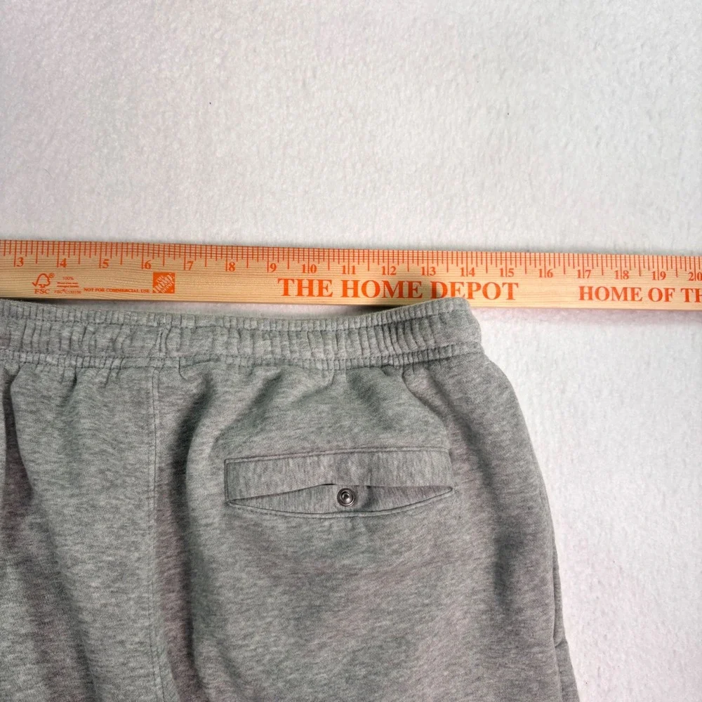 Nike‎ Sportswear Gray Fleece Jogger Sweatpants Athletic Lounge Size M